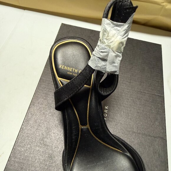 Kenneth Cole New York Women's Umi Pom Pom Pumps Black Satin Size 5 NEW - Picture 3 of 8